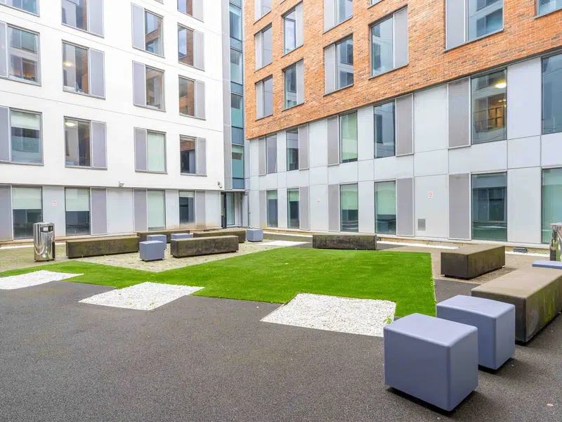 iQ City, London photo 24
