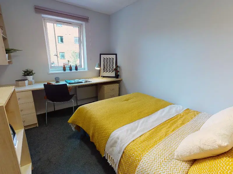 iQ Fiveways House, Wolverhampton photo 4