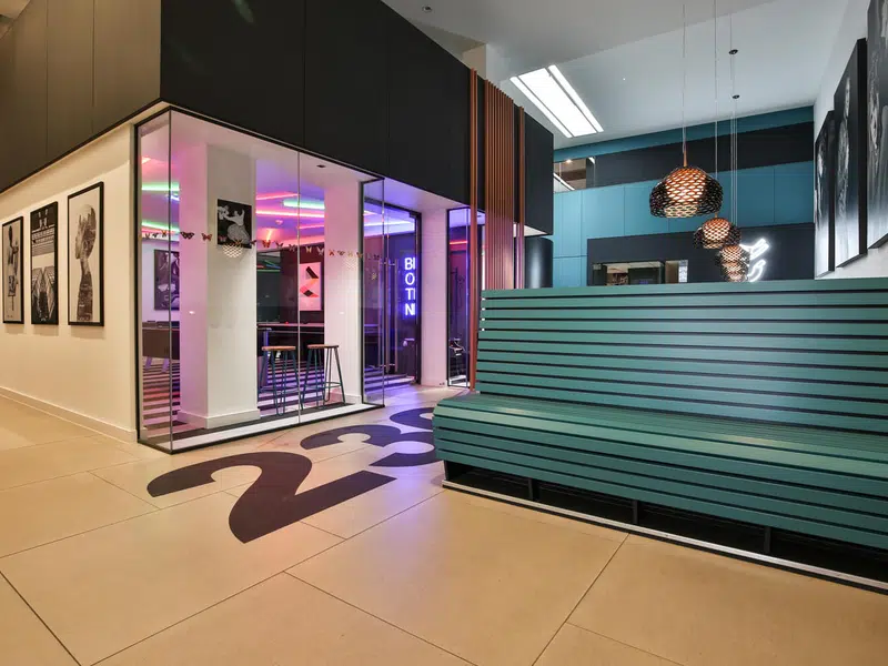 iQ Hammersmith, London photo 17