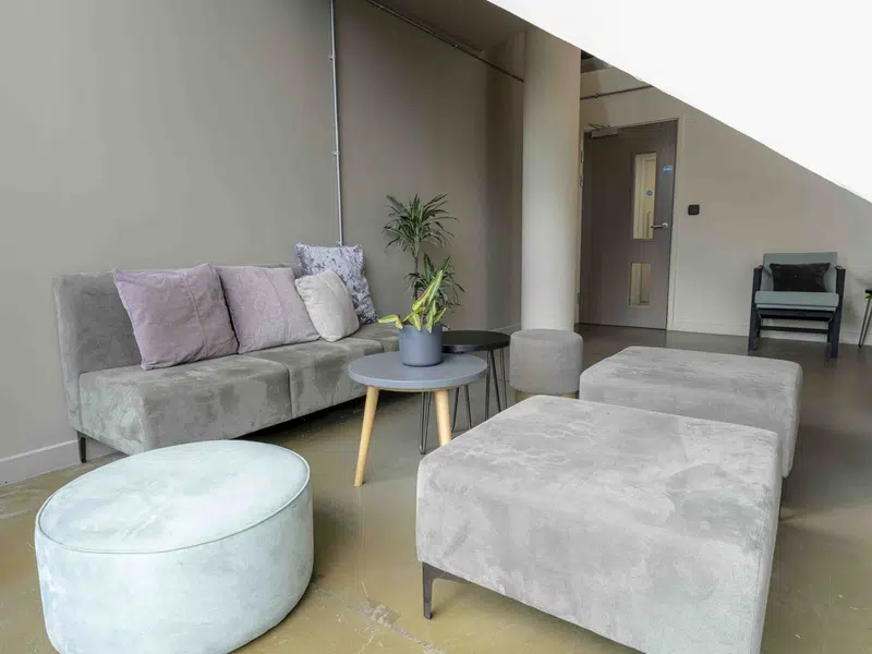 iQ Haywood House, London photo 11