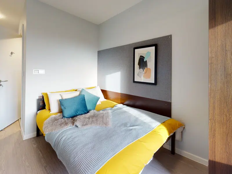 iQ Highbury, London photo 6