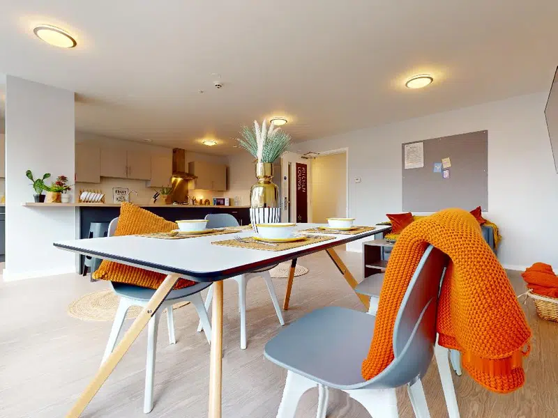 iQ Highbury, London photo 8