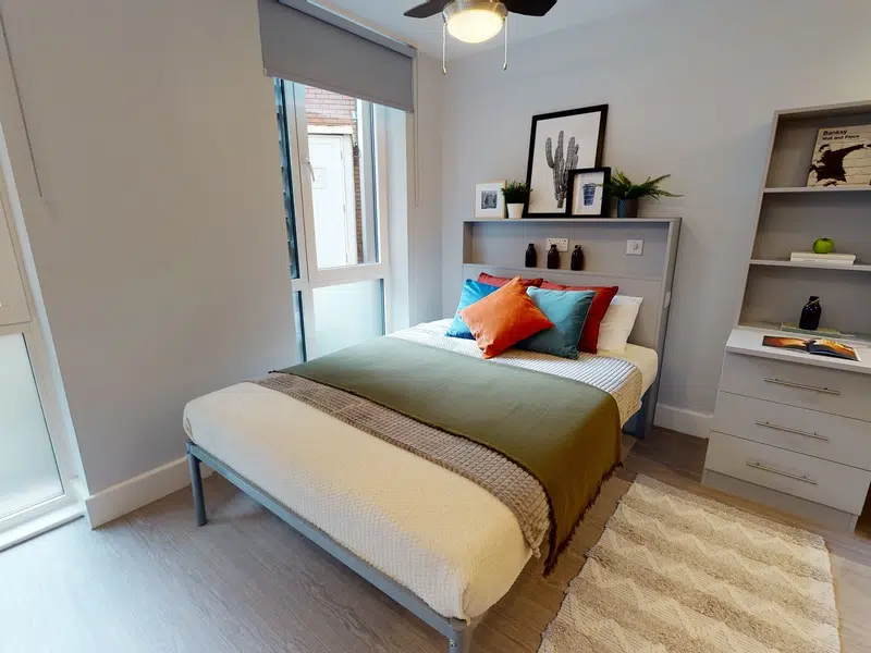 iQ Magenta House, London photo 3