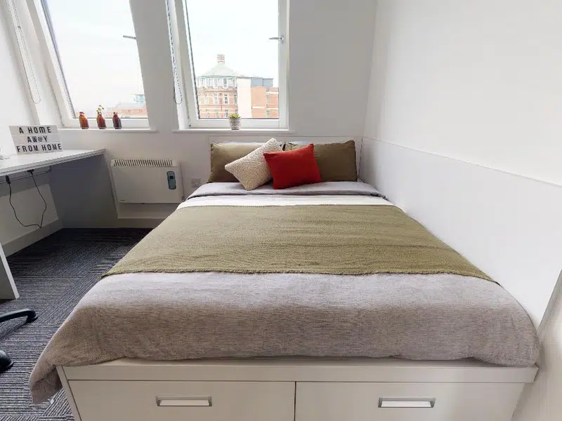iQ Newland House, Nottingham photo 2