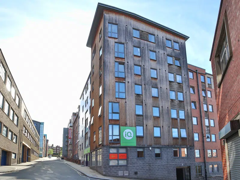 iQ Brocco, Sheffield photo 15