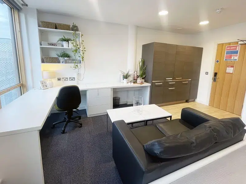 Kirby Street Residence, London photo 24
