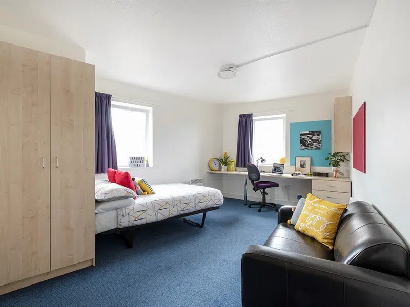 Knoll Court, Newcastle photo 14