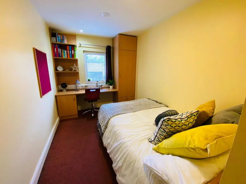 Longside House, Bradford photo 1