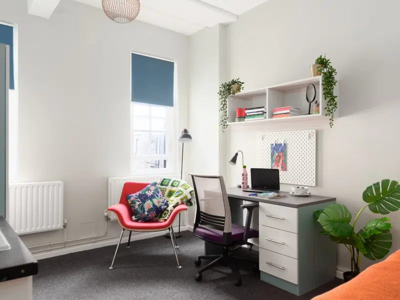 Louise House, London photo 11
