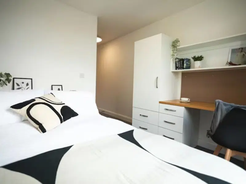 Riverside House, Manchester photo 3