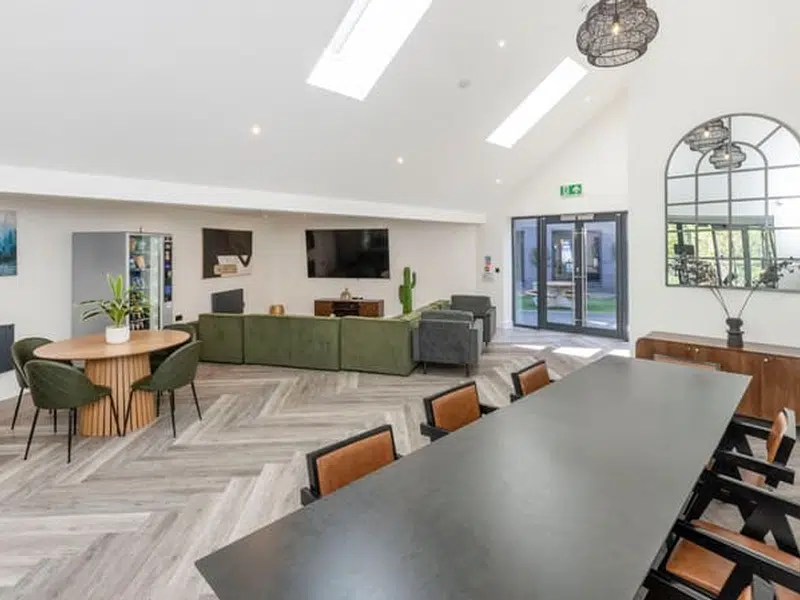 Riverside House, Manchester photo 5