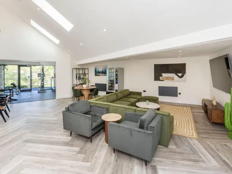 Riverside House, Manchester photo 9
