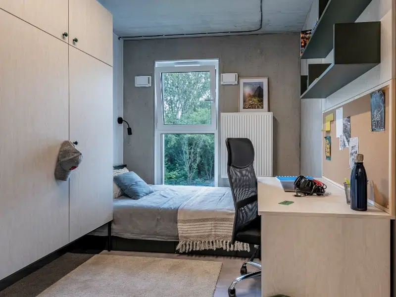 SHED Warsaw Campus Living photo 3
