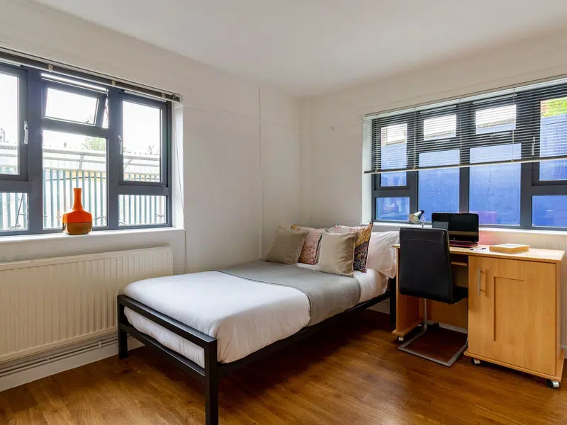 Surrey Quays Landale House, London photo 7