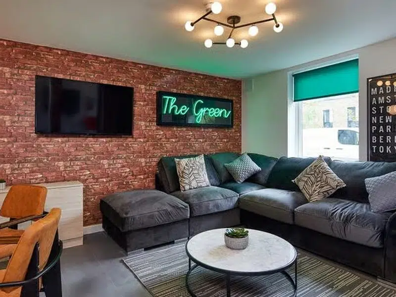 The Green, Bradford photo 5