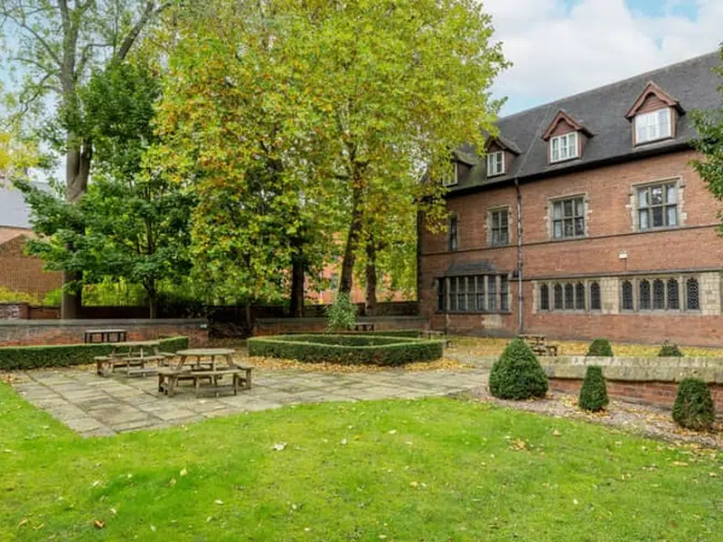 The Priory, Leeds photo 27