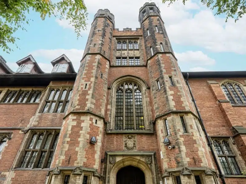 The Priory, Leeds photo 31