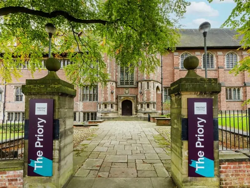 The Priory, Leeds photo 26