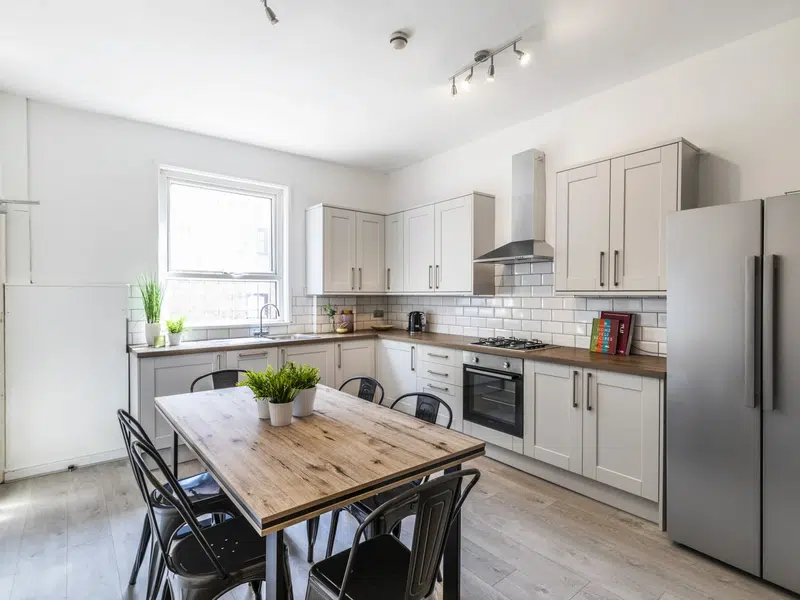 Woodsley Road, Leeds photo 2