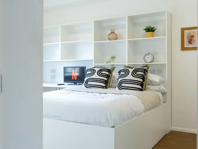 Terraced 1 Bed Apartment photo 1