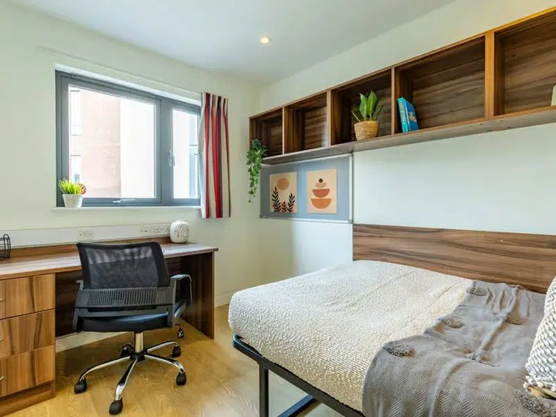 Premium Ensuite photo 5