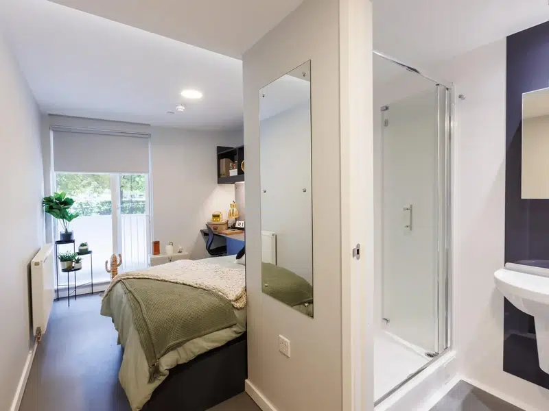 10 Bed En-suite photo 1