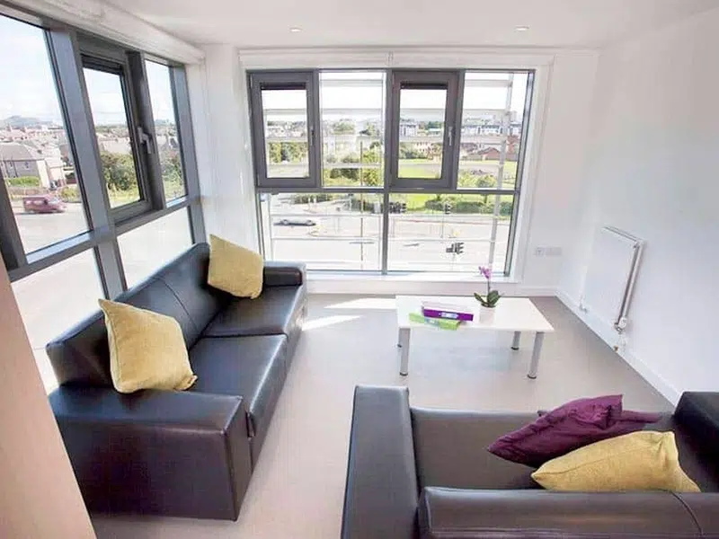 2 Bed Accessible Apartment photo 3