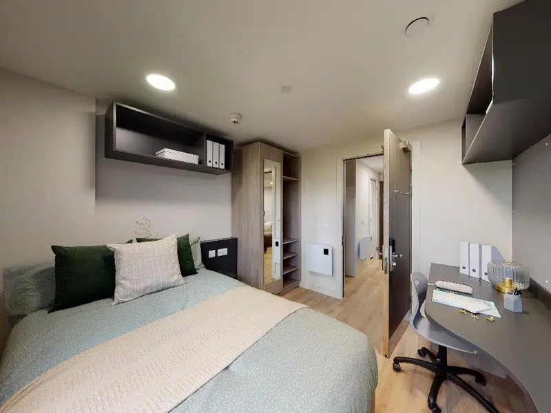 2-Bed Apartment photo 1