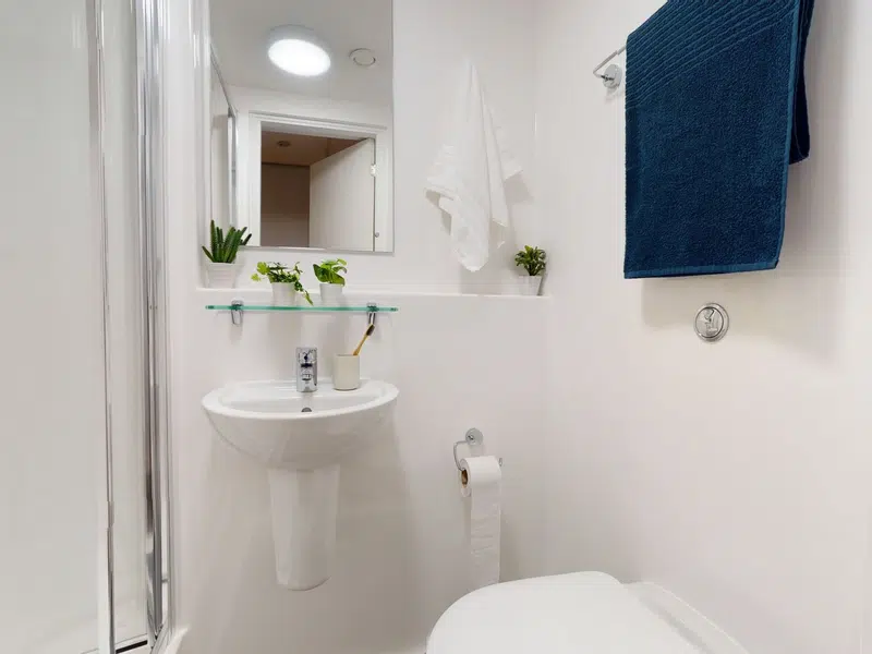 2 Bed Apartment Plus photo 4