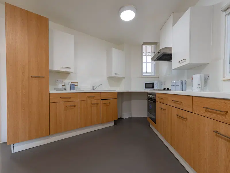 2 BED SHARED APARTMENT photo 3
