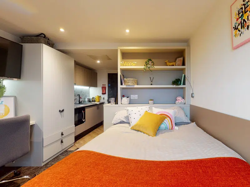 3 BED APARTMENT photo 1