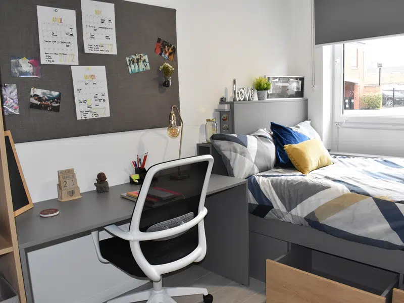 3 Bed Apartment photo 1