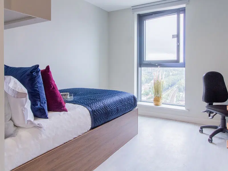 En Suite Cluster 3 Bed photo 2