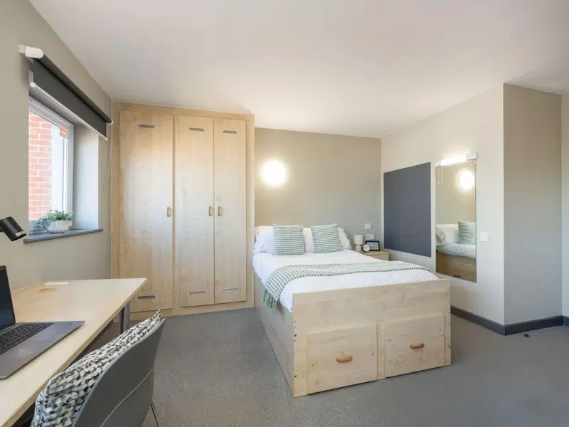 3 Bed Ensuite photo 1