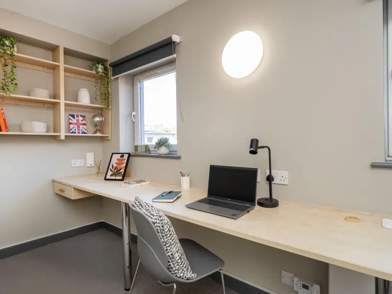 3 Bed Ensuite photo 6