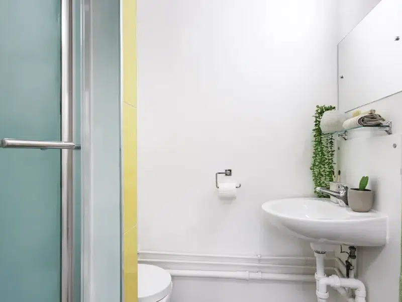 3 Bed Flat photo 4