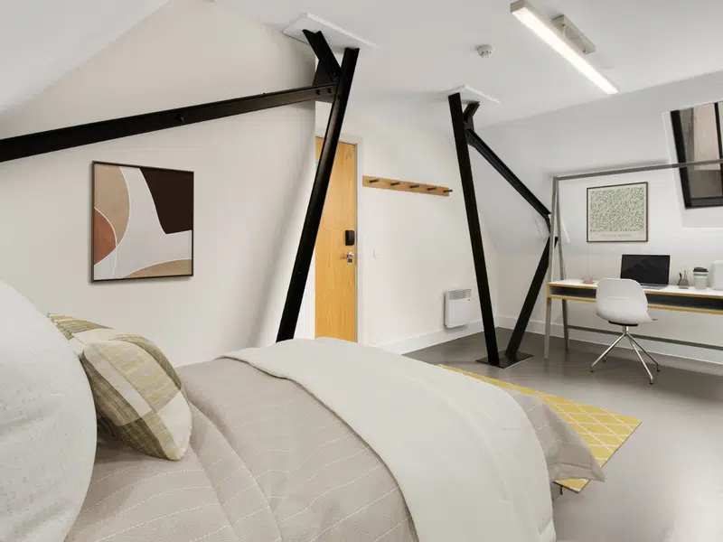 3 BED SHARED APARTMENT photo 2