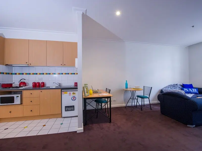 3 Bedroom Apartment- Standard photo 3