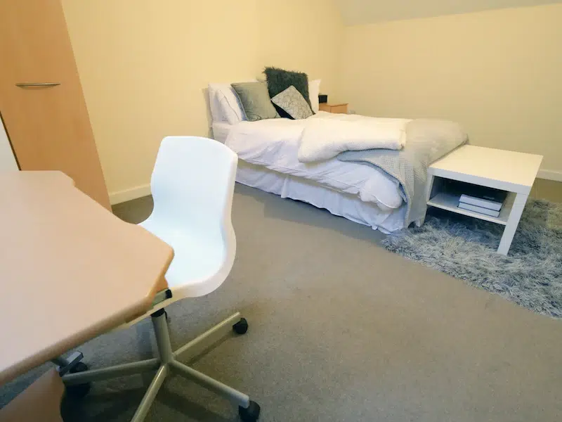 4 BED APARTMENT photo 6