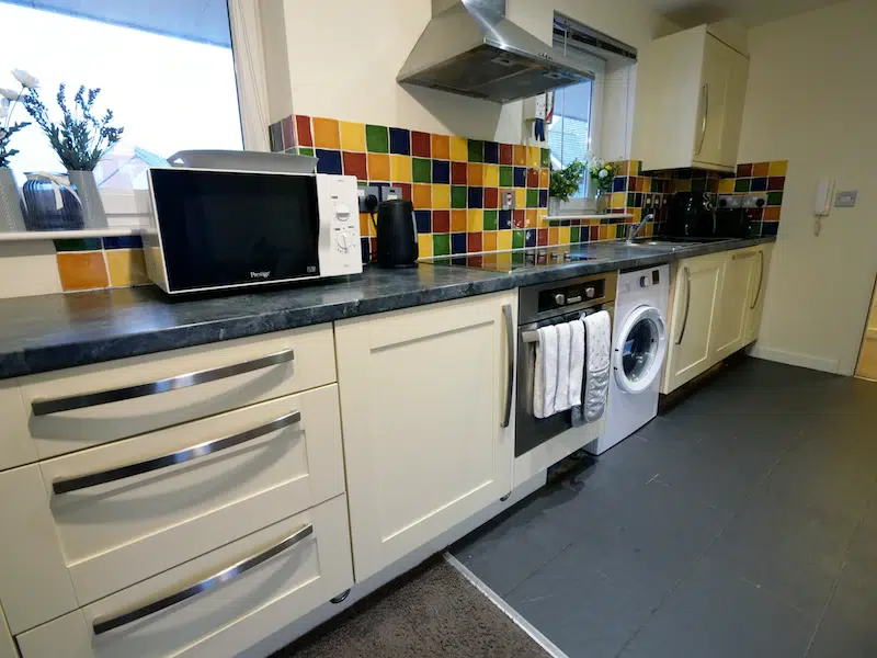 4 BED APARTMENT photo 3