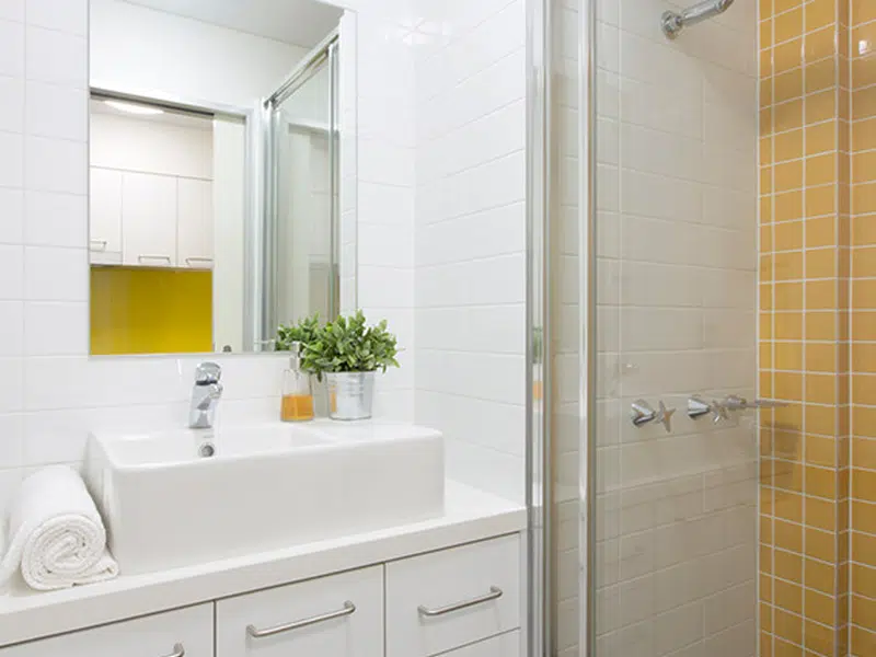 4 Bdrm Apt photo 1