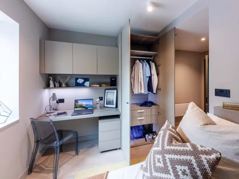 4 Bed Classic Ensuite photo 6