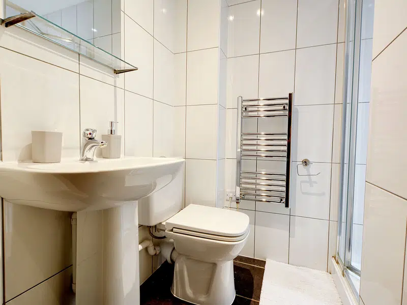 2 Bed Bronze Plus photo 6