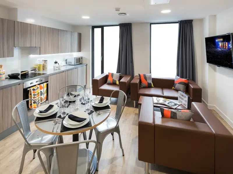 4 Bed Cluster En-suite Plus photo 3