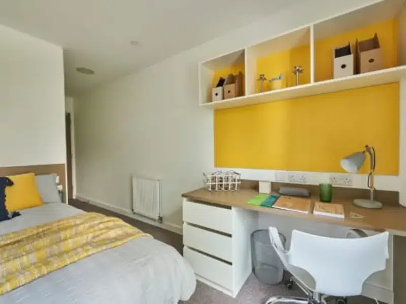 4 Bed Ensuite photo 1
