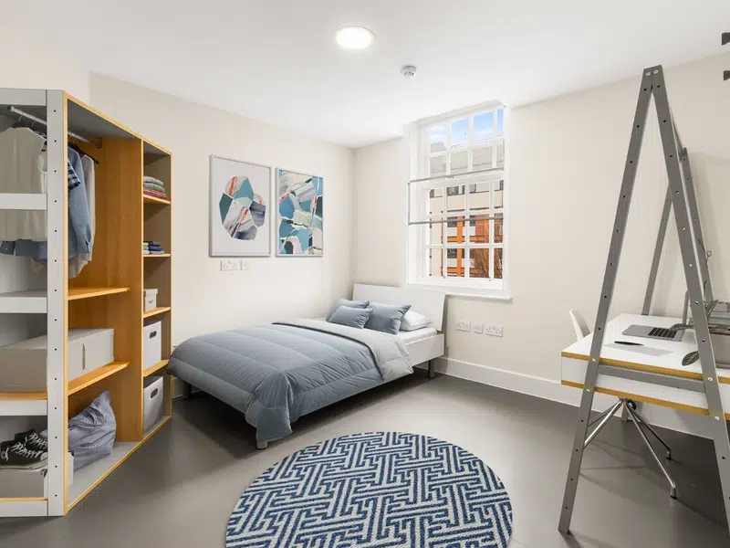 4 BED SHARED APARTMENT photo 1