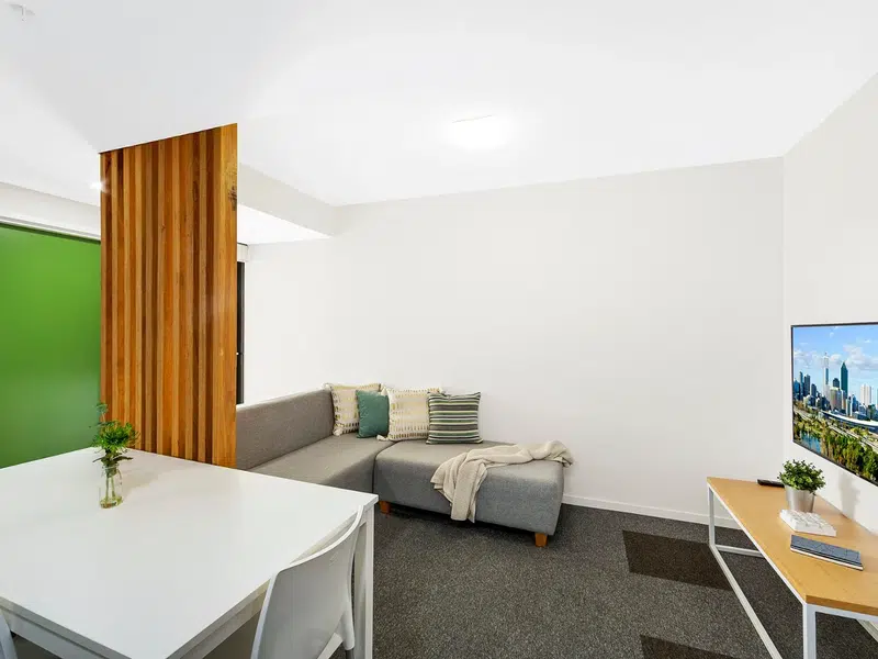 5 Bed Apartment photo 2