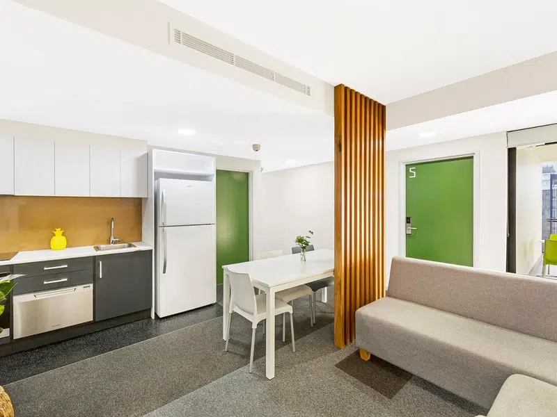 5 Bed Apartment photo 3