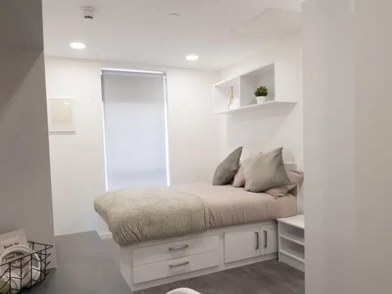 5 Bed Classic Ensuite photo 1