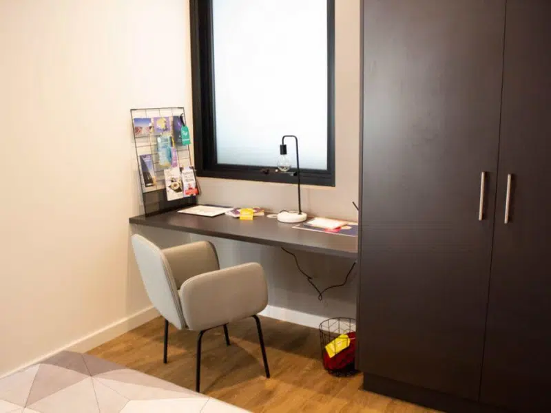 5 Bed Ensuite Apartment photo 1